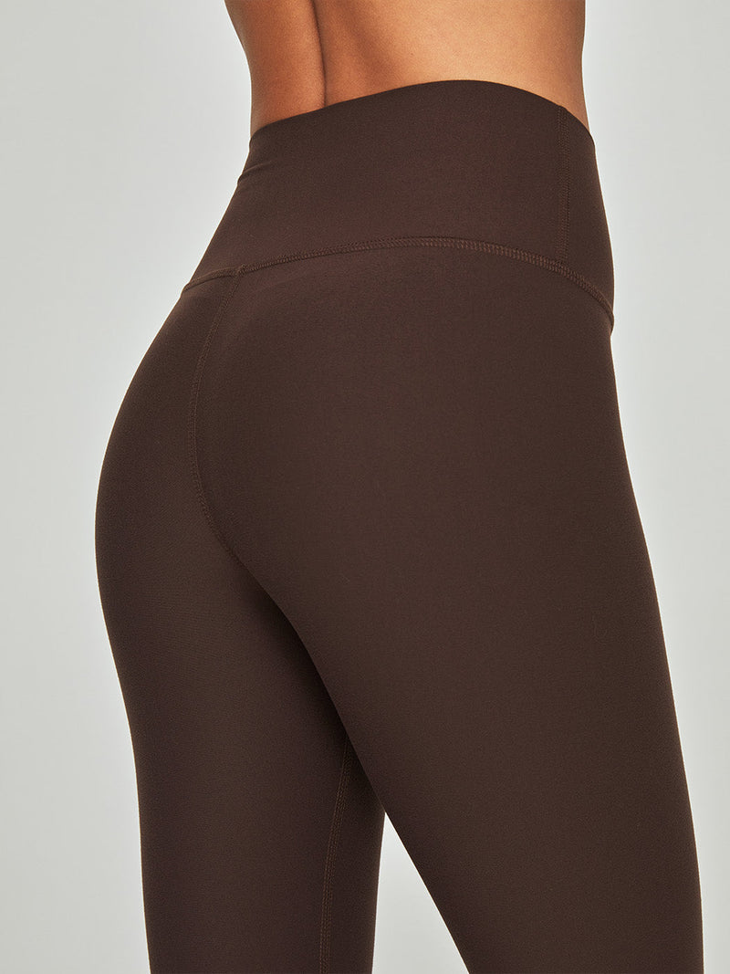 High Rise Full Length Legging in Melt - Dark Oak