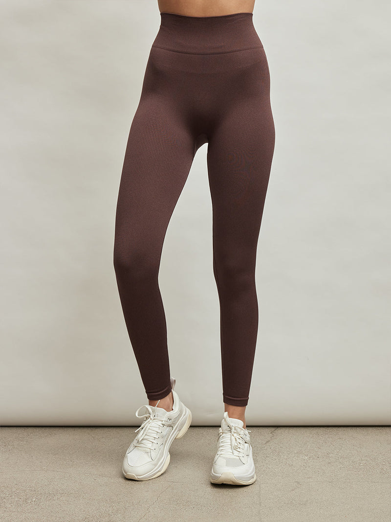 Awaken 7/8 Legging - Chocolate