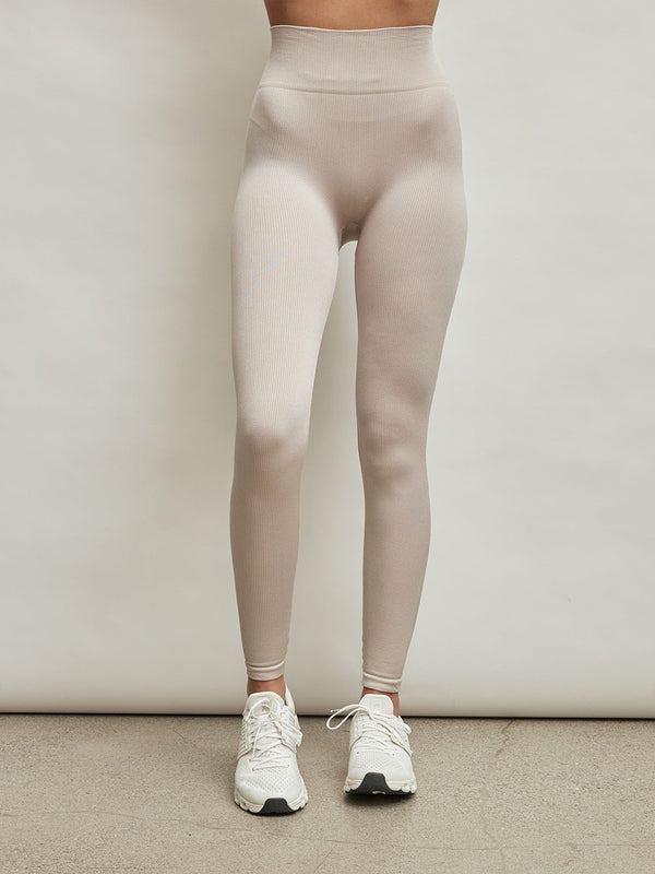 Awaken 7/8 Legging - Taupe